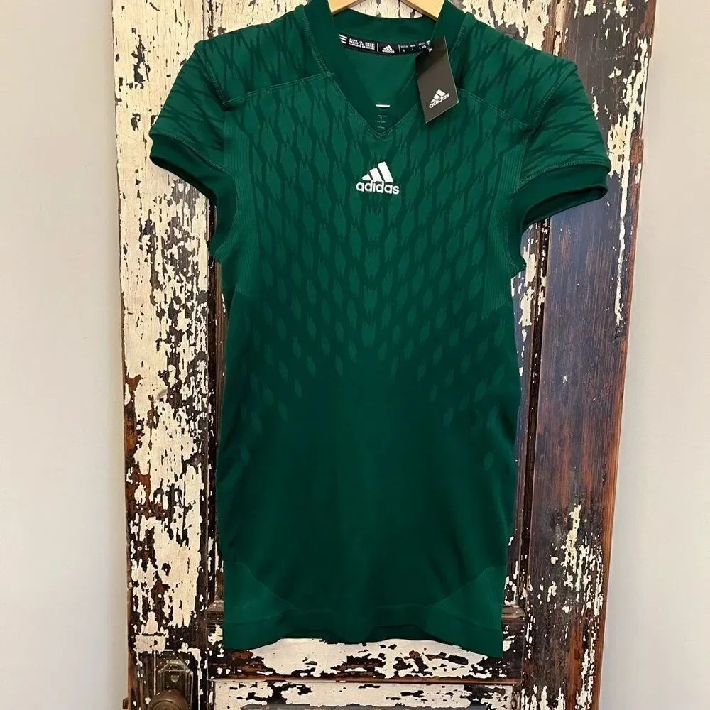 NWT. ADIDAS men’s tech prime knit football jersey. Size Large.